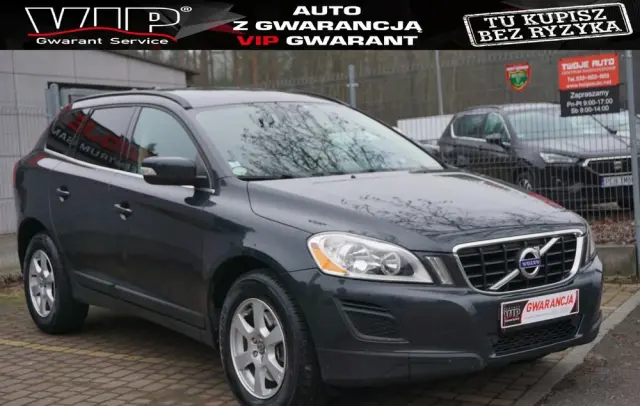 VOLVO XC 60 D4 Momentum