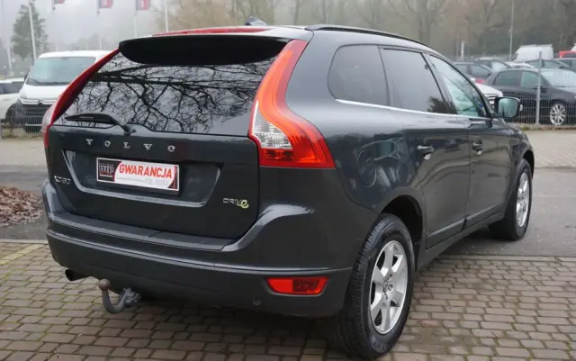 VOLVO XC 60 D4 Momentum