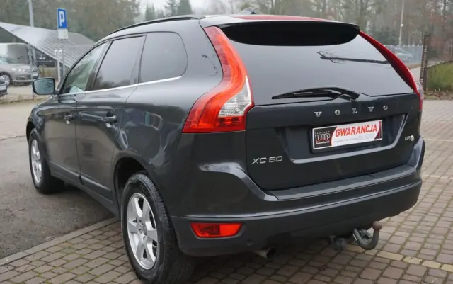 VOLVO XC 60 D4 Momentum