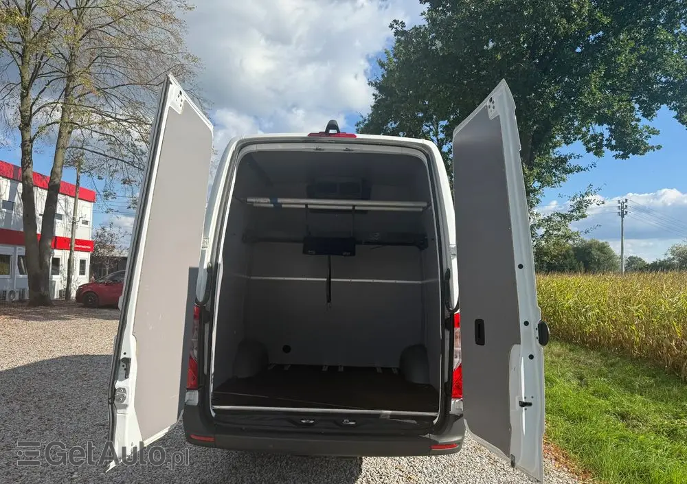 MERCEDES-BENZ Sprinter 317 CDI Long SELECT 907.235