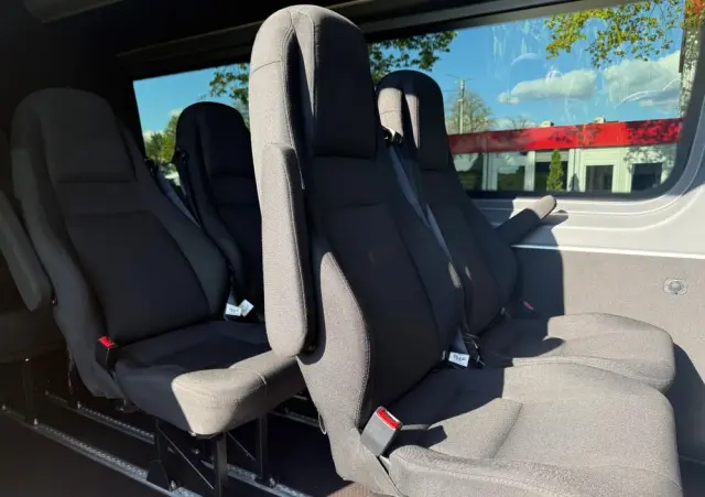 MERCEDES-BENZ Sprinter 317 CDI Long SELECT 907.235