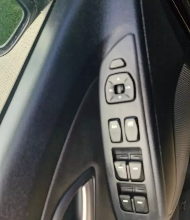 HYUNDAI Ix35 1.7 CRDi (115 KM)