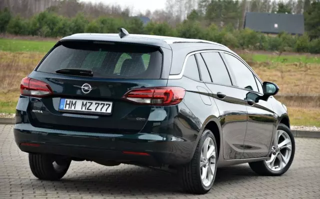 OPEL Astra 