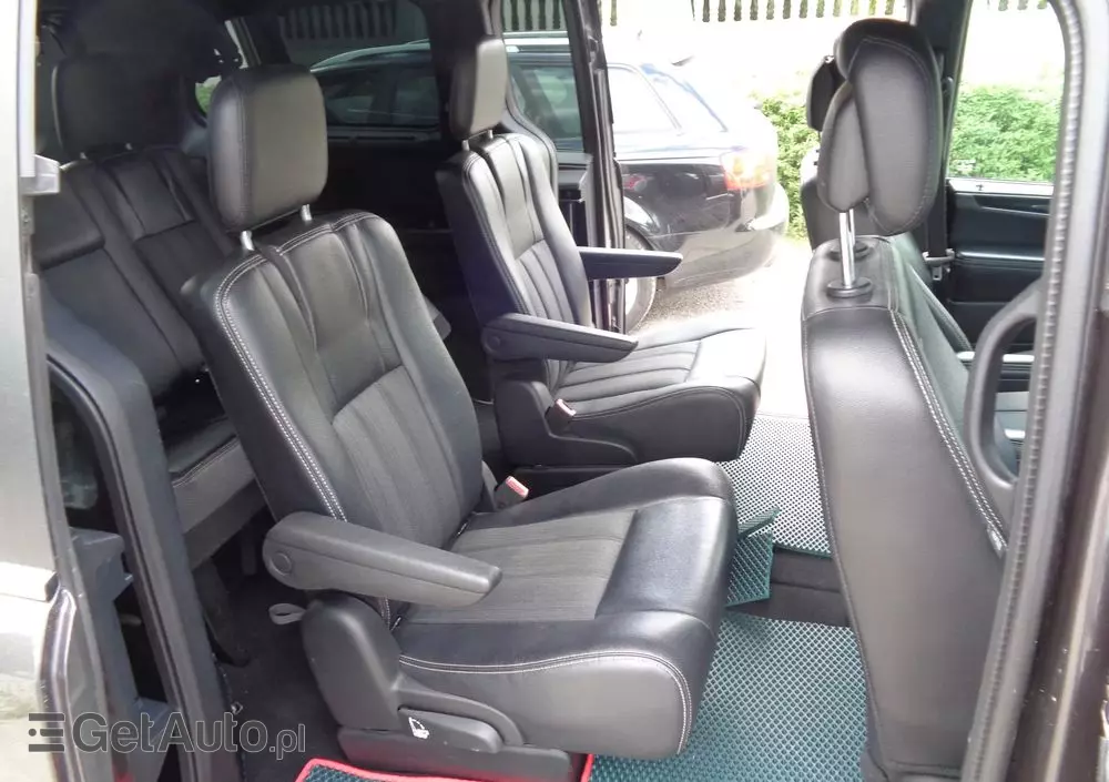 CHRYSLER Town & Country 3.6 Limited