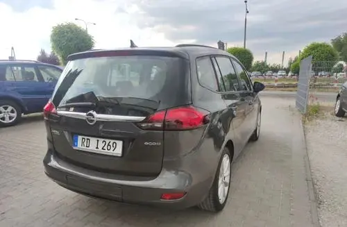 OPEL Zafira 
