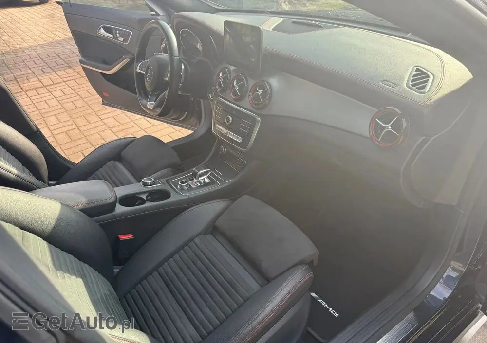 MERCEDES-BENZ CLA AMG 45 4Matic AMG Speedshift DCT 7G AMG Night Edition