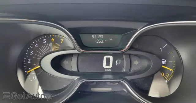 RENAULT Captur 1.2 TCe Intens EDC