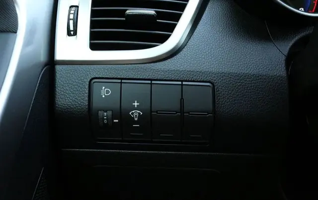 HYUNDAI I30 1.4 Classic