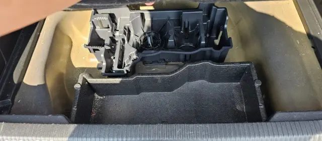 PEUGEOT 2008 PureTech 100 Stop&Start Allure