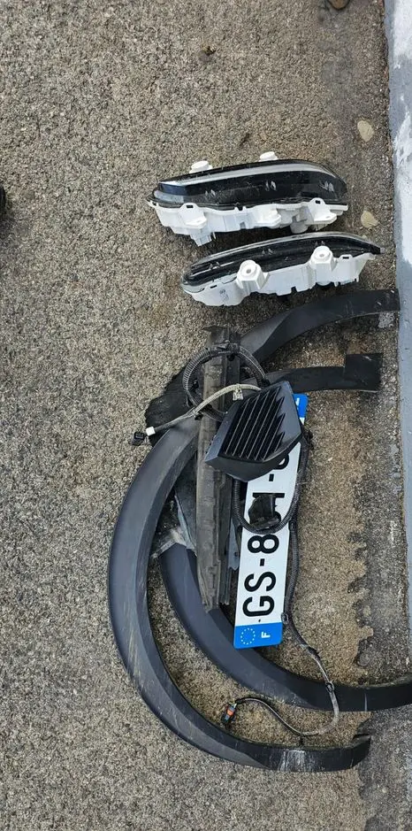 PEUGEOT 2008 PureTech 100 Stop&Start Allure