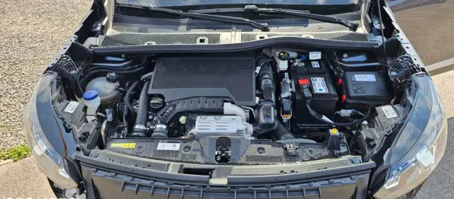 PEUGEOT 2008 PureTech 100 Stop&Start Allure