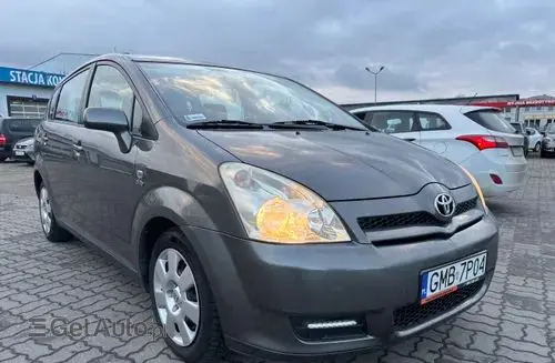 TOYOTA Corolla Verso 