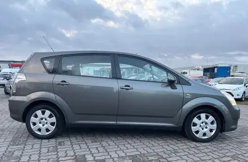 TOYOTA Corolla Verso 