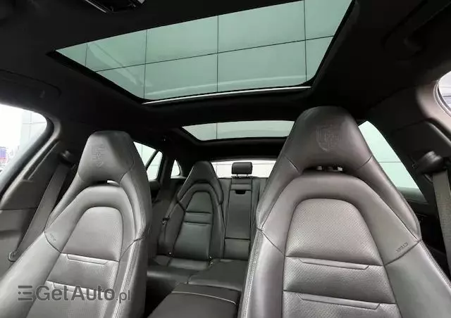 PORSCHE Panamera 4 e-Hybrid Sport Turismo 10 Years Edition