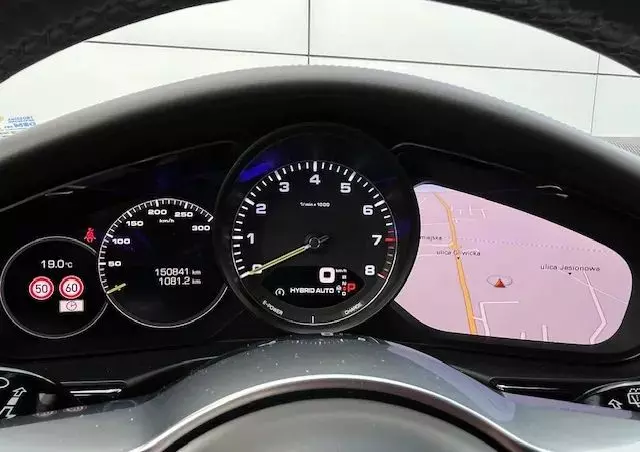 PORSCHE Panamera 4 e-Hybrid Sport Turismo 10 Years Edition