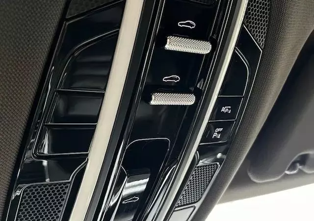 PORSCHE Panamera 4 e-Hybrid Sport Turismo 10 Years Edition