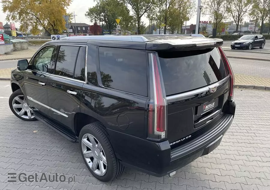 CADILLAC Escalade 