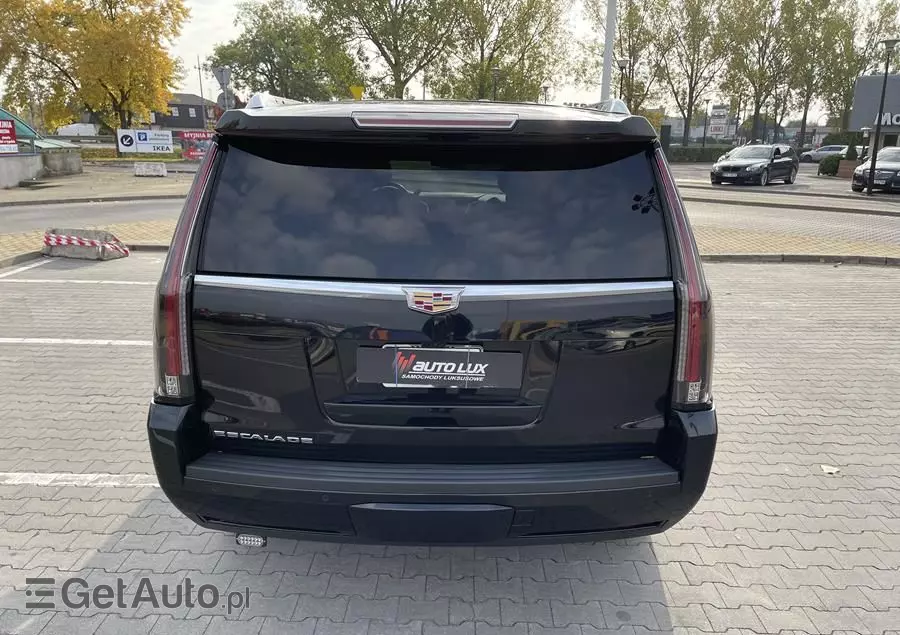 CADILLAC Escalade 