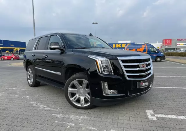 CADILLAC Escalade 