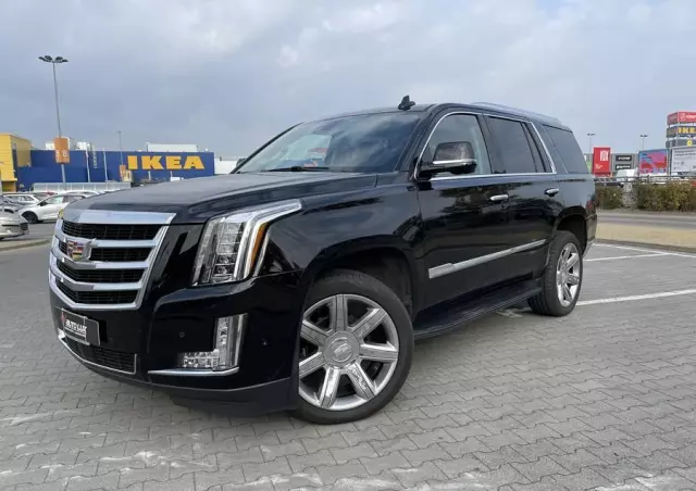 CADILLAC Escalade 