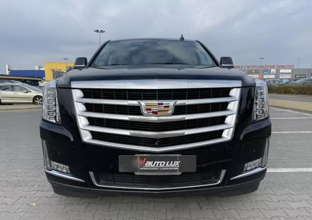 CADILLAC Escalade 