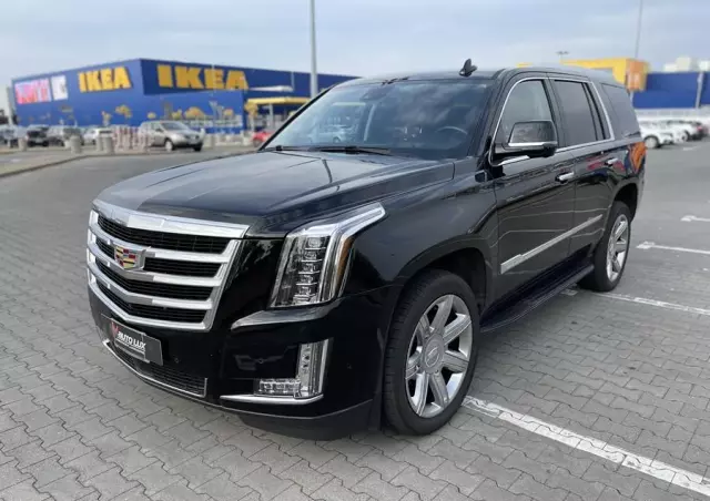 CADILLAC Escalade 