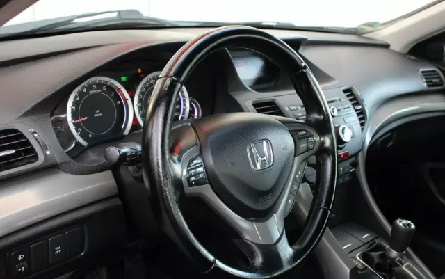 HONDA Accord 2.0 Elegance