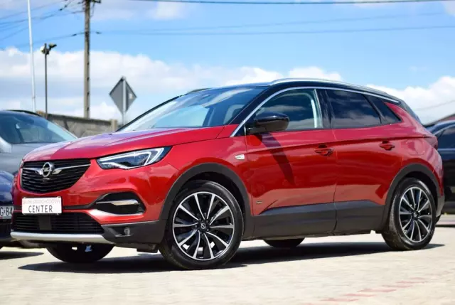 OPEL Grandland X 1.6 T PHEV 4x4 Ultimate