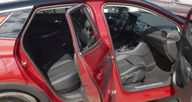 OPEL Grandland X 1.6 T PHEV 4x4 Ultimate