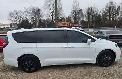 CHRYSLER Pacifica 