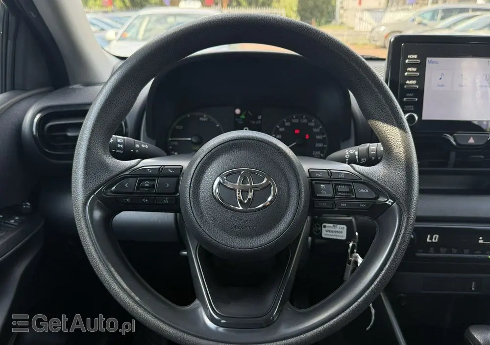 TOYOTA Yaris Hybrid 1.5 Active