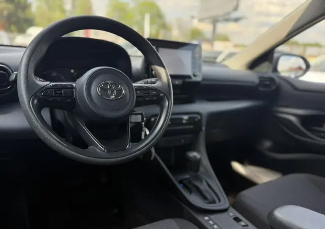 TOYOTA Yaris Hybrid 1.5 Active
