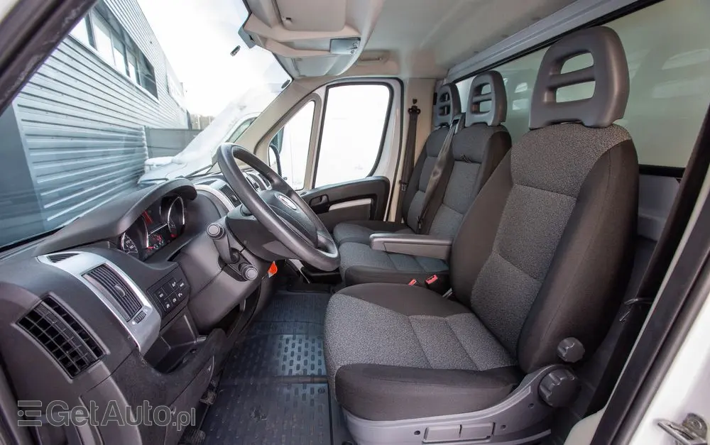 FIAT Ducato 2.3 KONTENER + WINDA dHollandia 750kg 