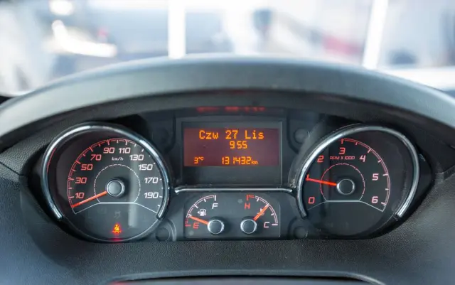 FIAT Ducato 2.3 KONTENER + WINDA dHollandia 750kg 