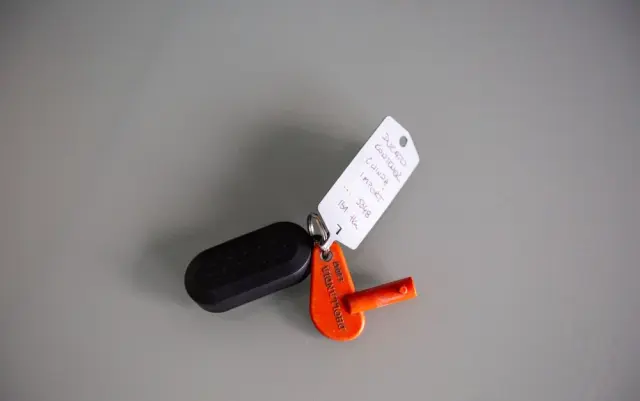 FIAT Ducato 2.3 KONTENER + WINDA dHollandia 750kg 