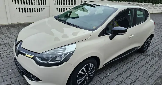 RENAULT Clio (Energy) TCe 90 Start & Stop LIMITED