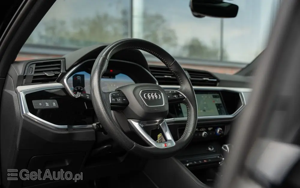 AUDI Q3 40 TDI Quattro S tronic advanced