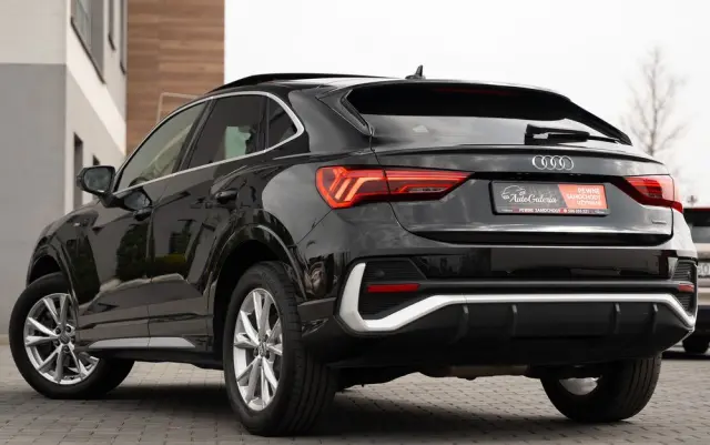 AUDI Q3 40 TDI Quattro S tronic advanced