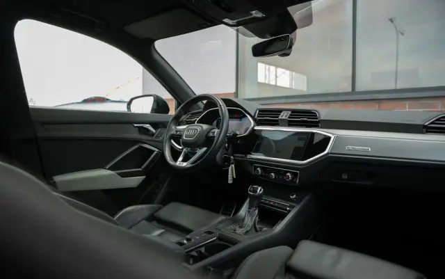 AUDI Q3 40 TDI Quattro S tronic advanced