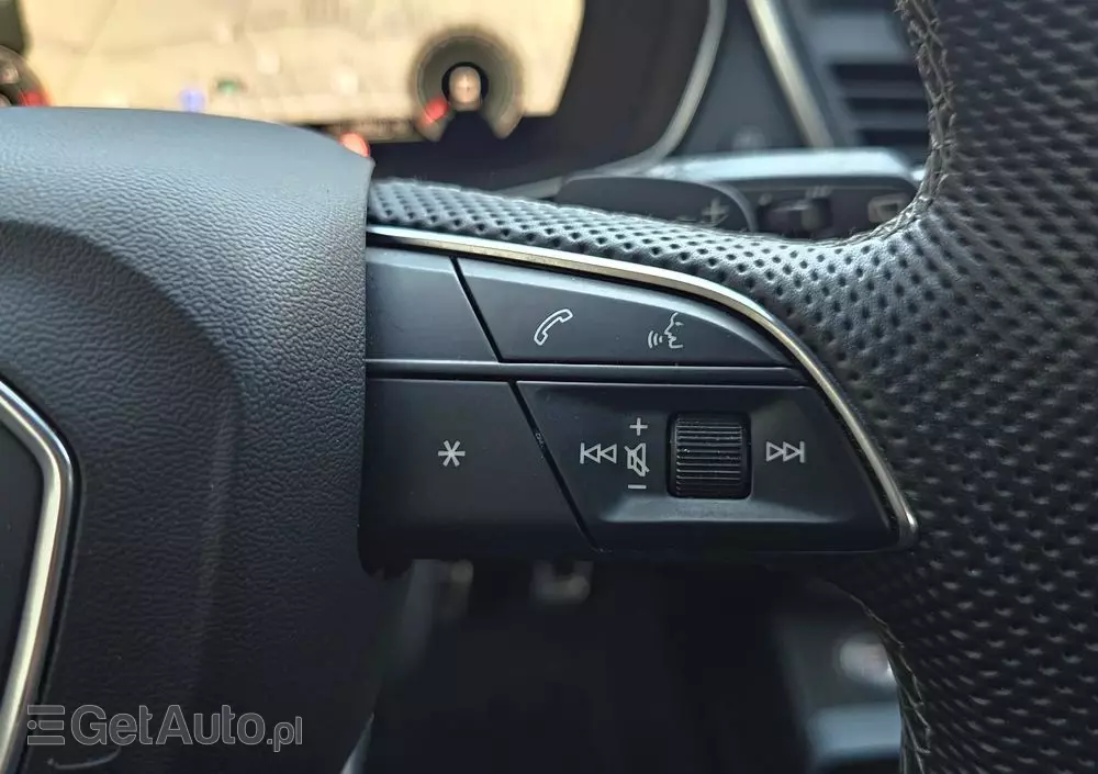 AUDI Q5 40 TDI quattro S tronic S line