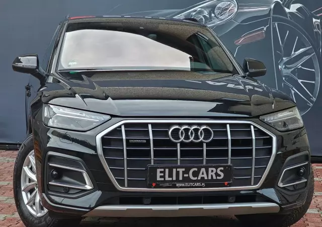 AUDI Q5 40 TDI quattro S tronic S line