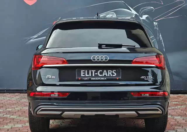 AUDI Q5 40 TDI quattro S tronic S line