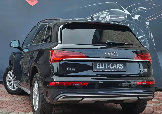 AUDI Q5 40 TDI quattro S tronic S line