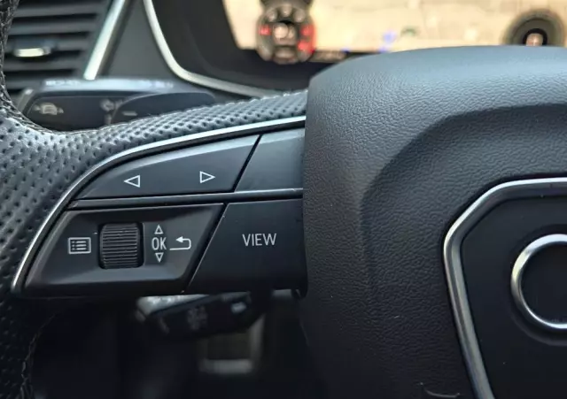 AUDI Q5 40 TDI quattro S tronic S line