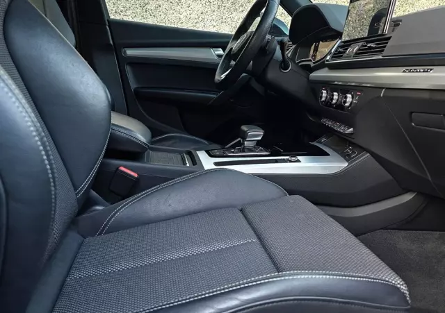 AUDI Q5 40 TDI quattro S tronic S line