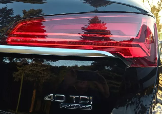 AUDI Q5 40 TDI quattro S tronic S line