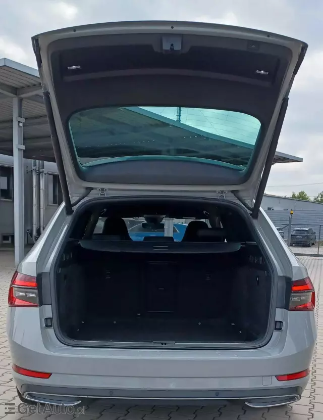 SKODA Superb 2.0 TDI 4x4 Sportline DSG