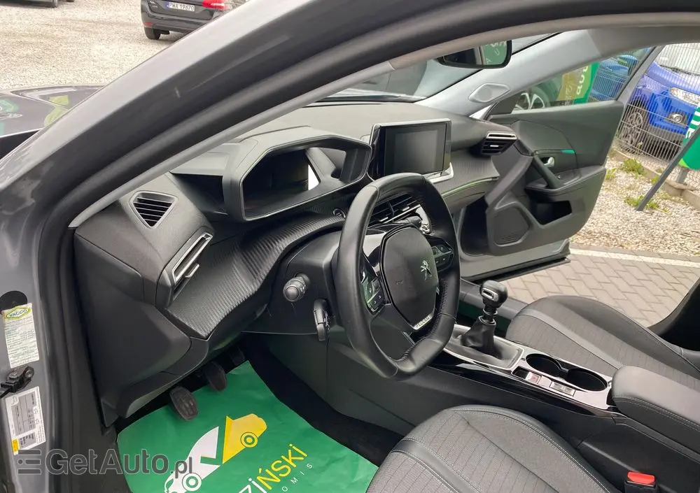 PEUGEOT 2008 BlueHDi 110 Allure