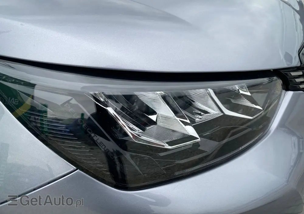 PEUGEOT 2008 BlueHDi 110 Allure