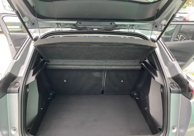 PEUGEOT 2008 BlueHDi 110 Allure